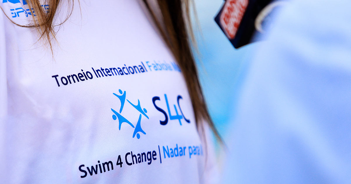 Swim4Change: Peixinhos e Golfinhos